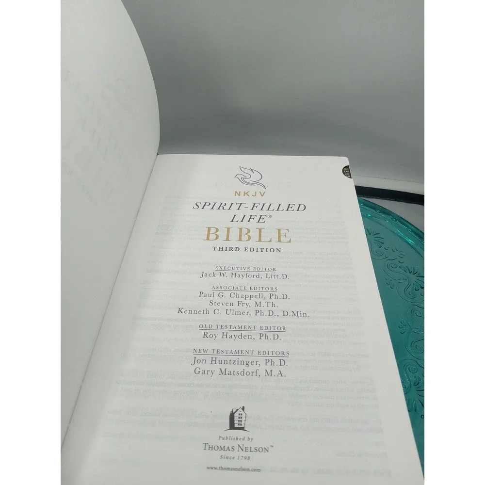 NKJV, Spirit-Filled Life Bible - Third Edition - Genuine Leather  Read